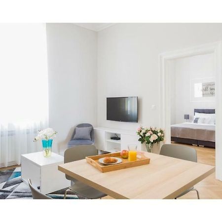 White Rose Apartment Загреб Екстер'єр фото