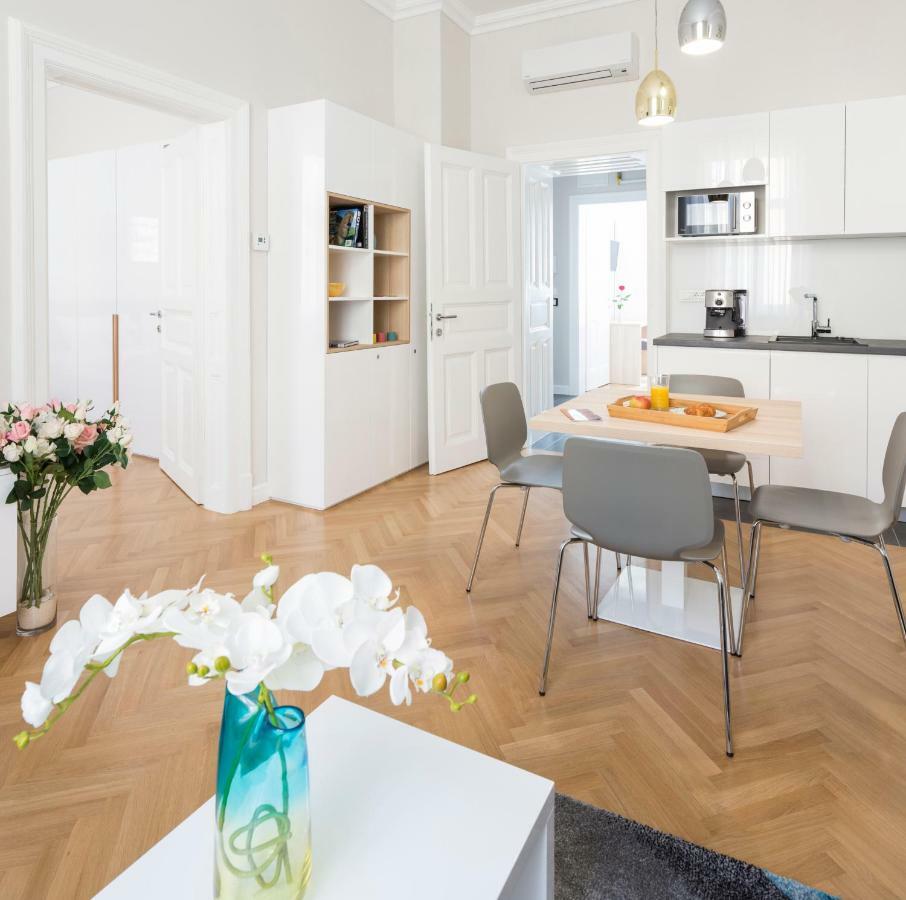 White Rose Apartment Загреб Екстер'єр фото